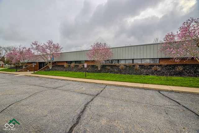 2976 N Scatterfield Rd, Anderson, IN 46012 - view of building exterior