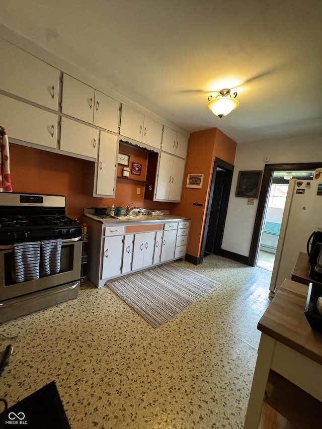 601 N Bosart Ave, Indianapolis, IN 46201 - photo 10