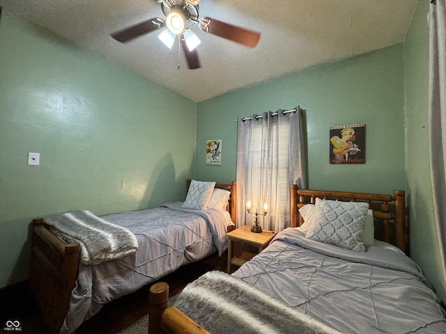 601 N Bosart Ave, Indianapolis, IN 46201 - photo 14
