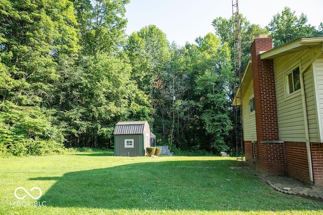 10050 E State Road 250, Crothersville, IN 47229 - view of yard featuring a storage shed