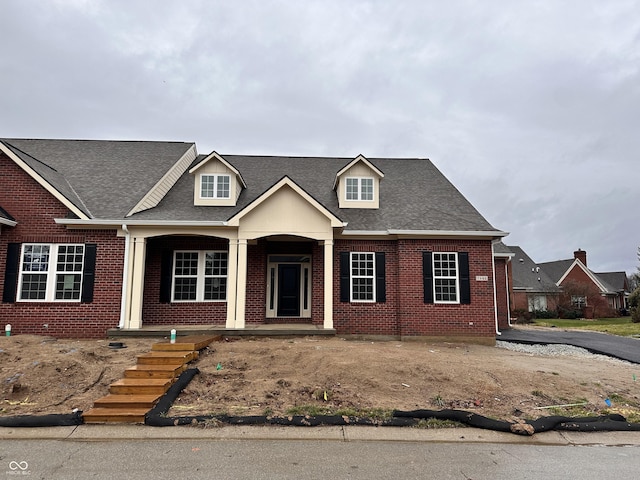 view of front of property featuring a porch