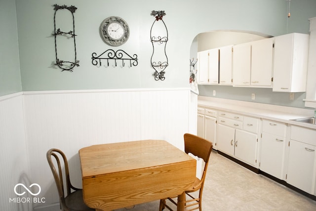 dining space with sink