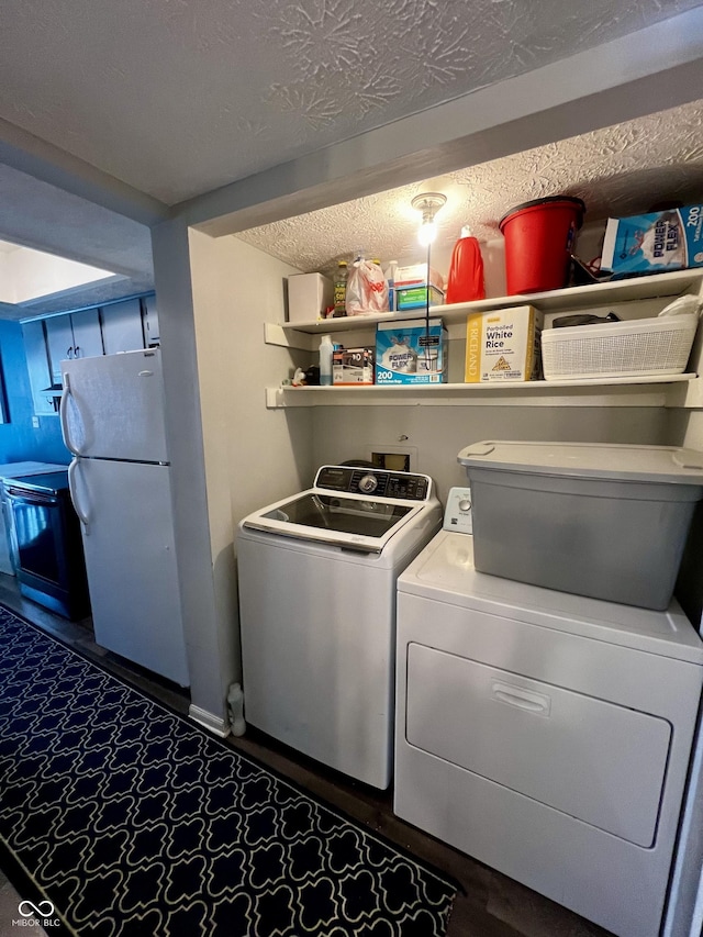 laundry room featuring washer and dryer