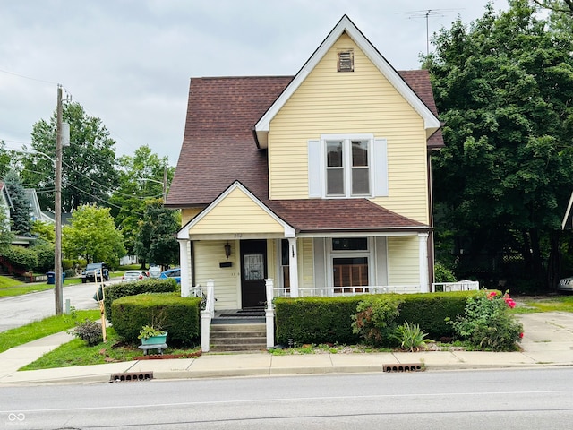 view of front facade featuring a porch