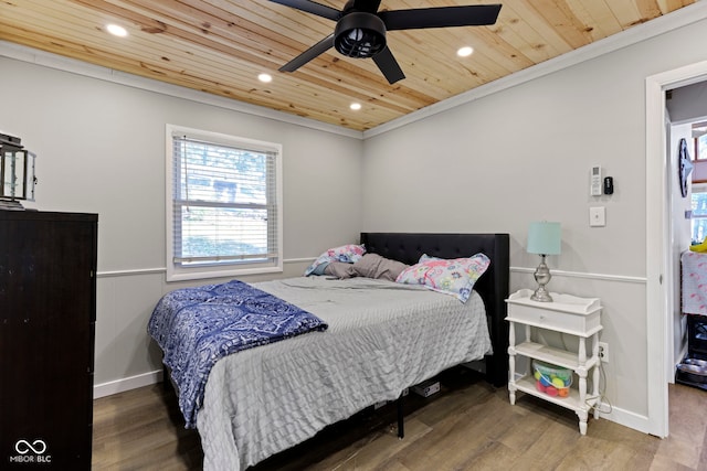 bedroom with wooden ceiling, a ceiling fan, wood finished floors, and recessed lighting