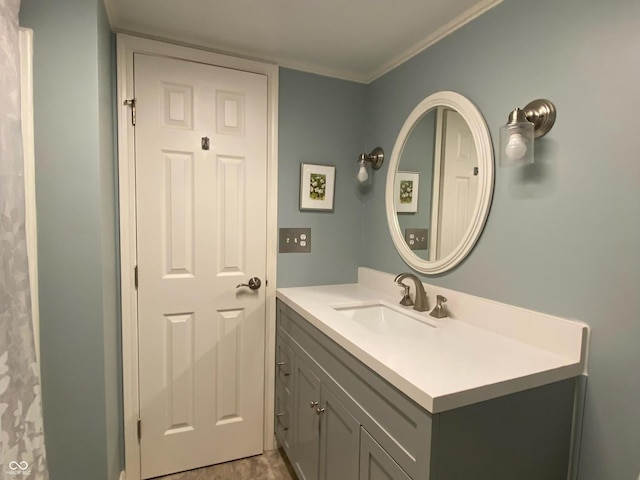 6070 S 1000 E, Brazil, IN 47834 - bathroom with vanity and crown molding