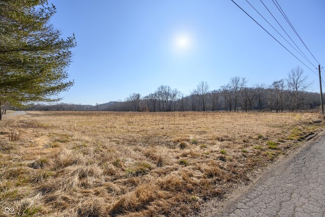 2 Bellsville Pike, Columbus, IN 47201