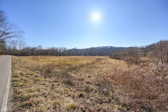 2 Bellsville Pike, Columbus, IN 47201