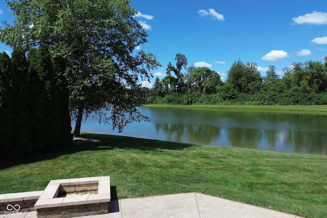 view of water feature