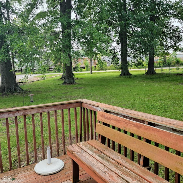 325 Franklin St, North Vernon, IN 47265 - wooden terrace featuring a yard