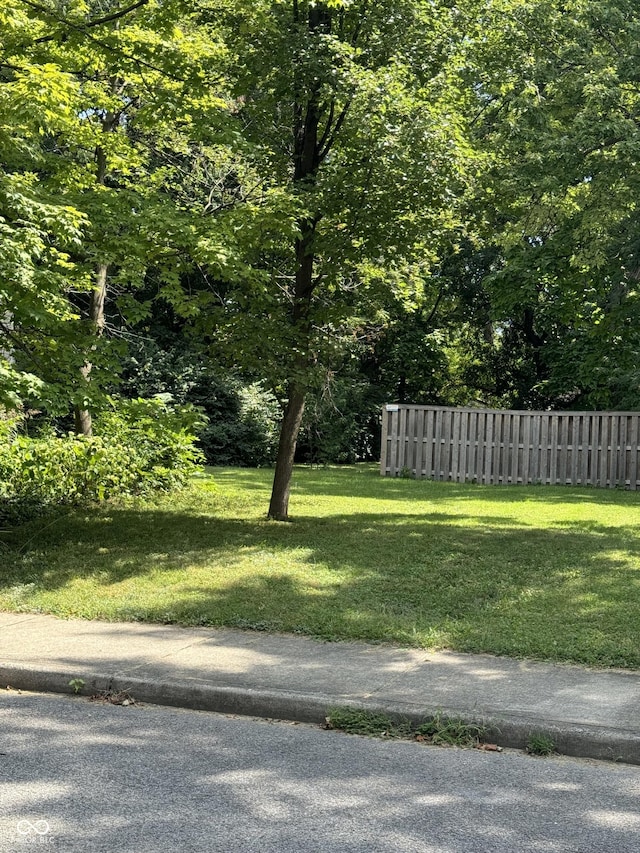1121 N Tacoma Ave, Indianapolis, IN 46201 - photo 1
