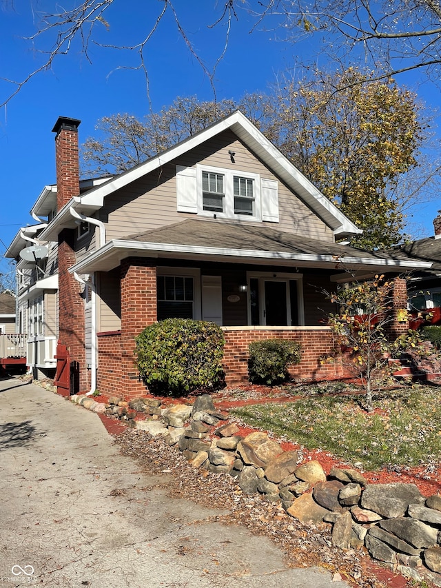 view of front of property