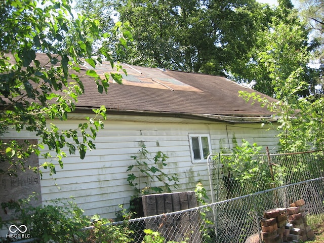 view of side of property