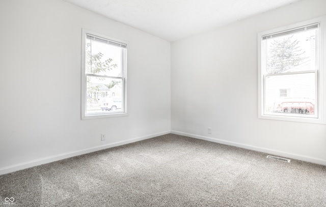 view of carpeted spare room