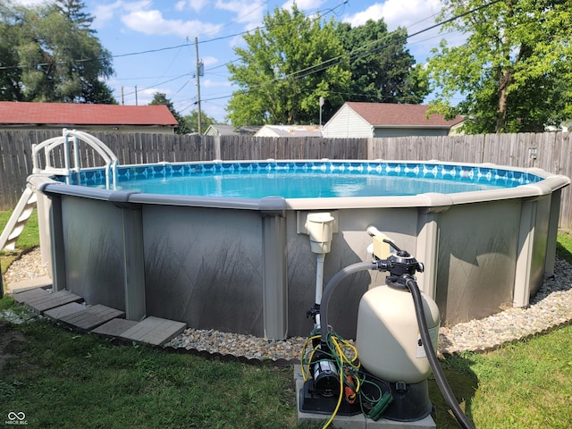 view of swimming pool