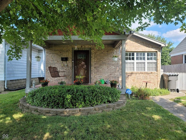 view of front of property with a front yard