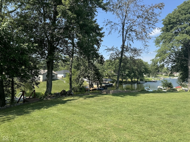 view of yard with a water view