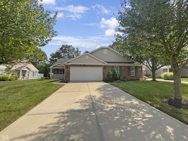 view of front facade featuring a garage and a front yard