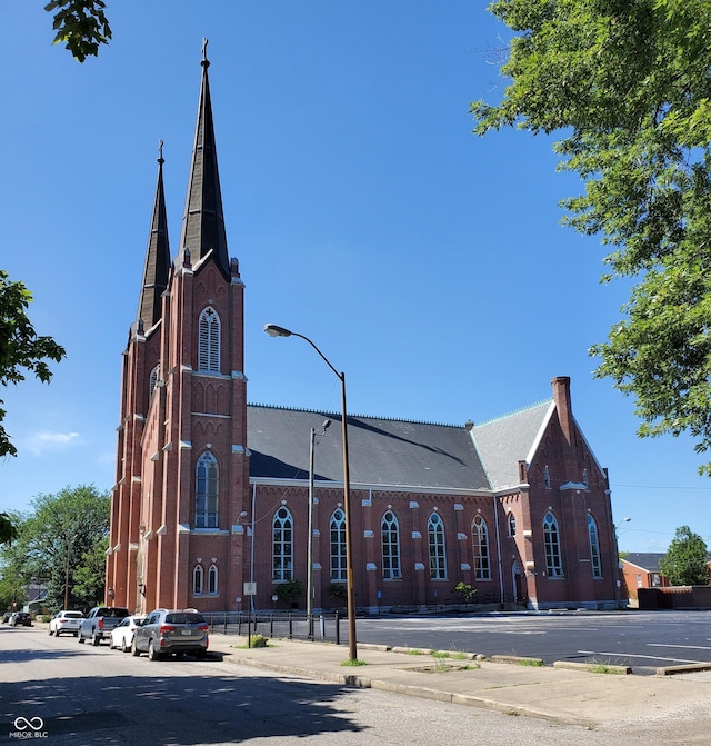 view of building exterior