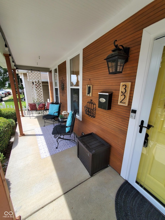 view of patio featuring covered porch