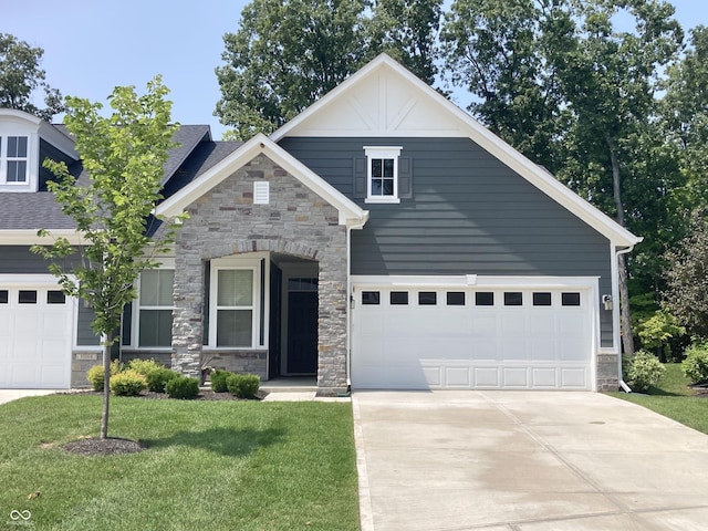 view of front of property with driveway and a front lawn