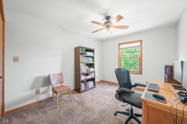 1936 Broadmoor Ln, Columbus, IN 47203 - carpeted office space featuring a ceiling fan and baseboards