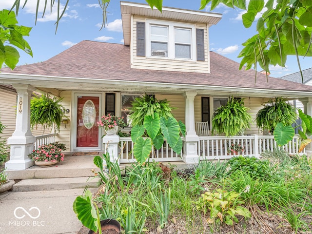 view of front of house featuring covered porch