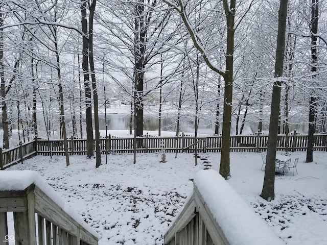 14626 Warner Trl, Westfield, IN 46074 - snowy yard with a fenced backyard