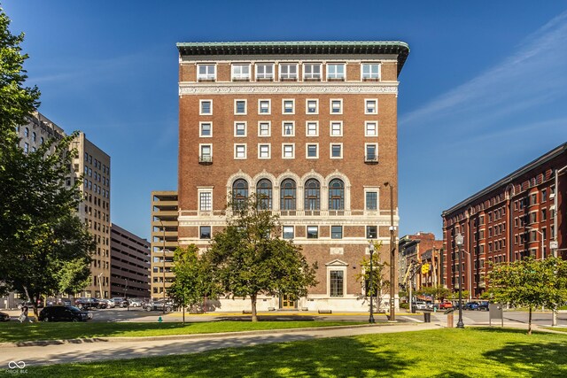 view of building exterior