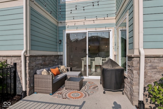 view of patio featuring an outdoor hangout area