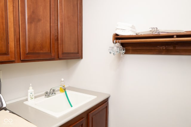 laundry room featuring sink