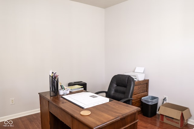 office area with dark hardwood / wood-style floors