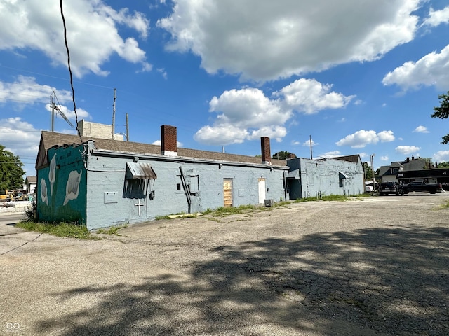 2716 E New York St, Indianapolis, IN 46201 - view of building exterior