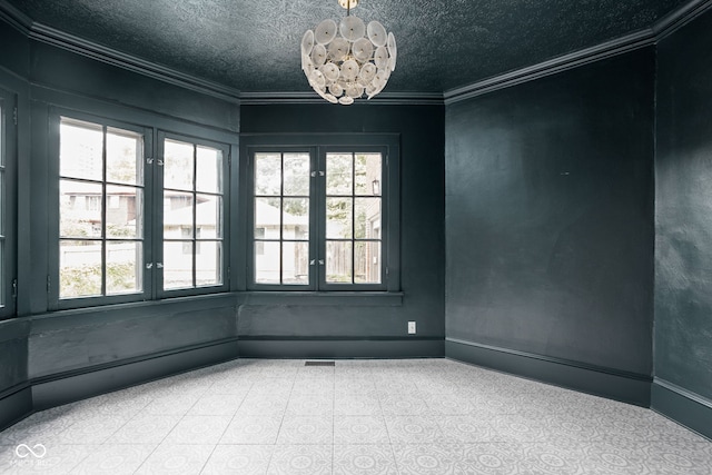 unfurnished room featuring crown molding, a healthy amount of sunlight, an inviting chandelier, and a textured ceiling