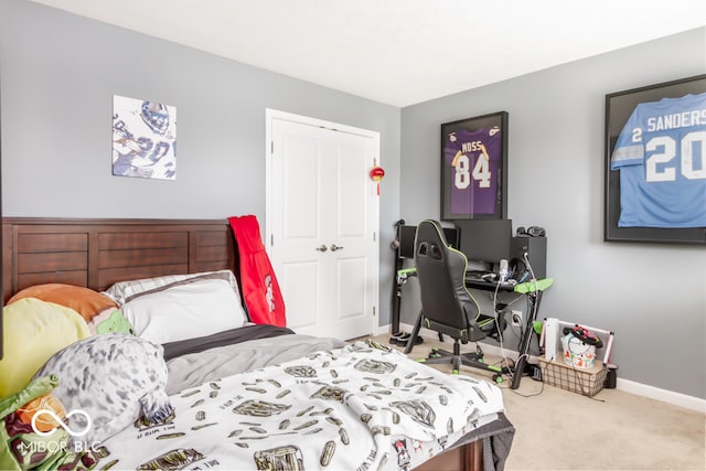 view of carpeted bedroom