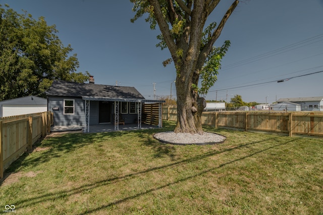 view of yard with a patio area