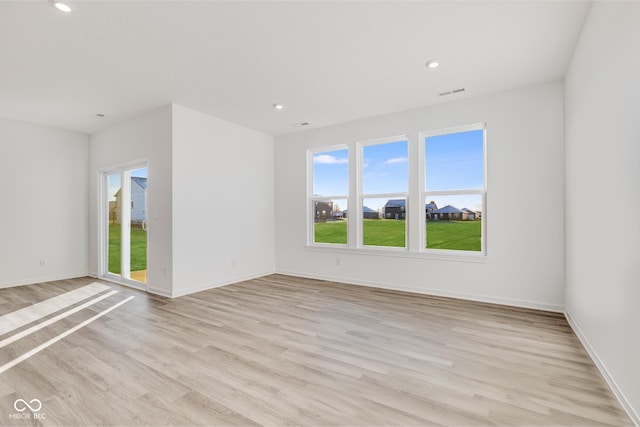 empty room featuring light hardwood / wood-style flooring