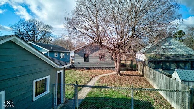 385 S Arlington Ave, Indianapolis, IN 46219 - photo 52