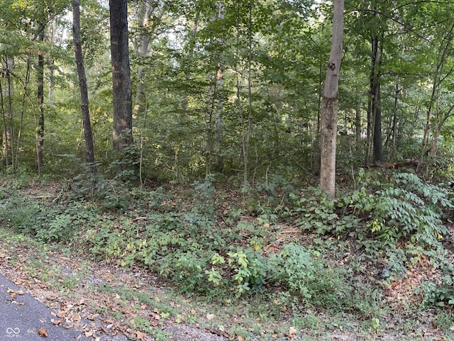 137 White Oak Way N, Vernon, IN 47265
