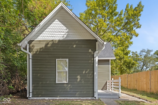 view of home's exterior