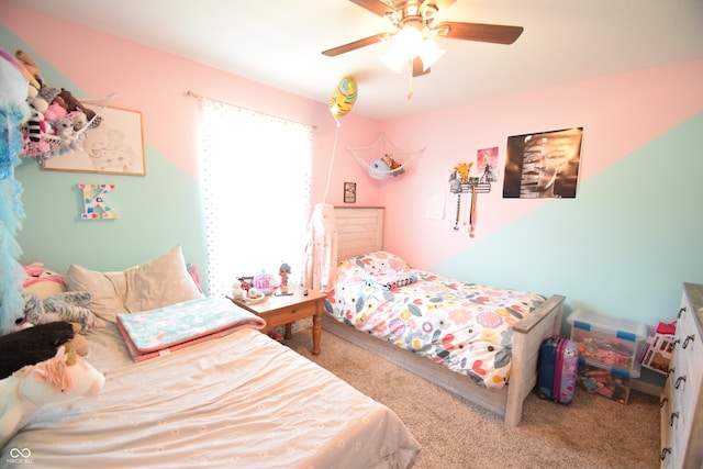 bedroom featuring carpet floors and ceiling fan