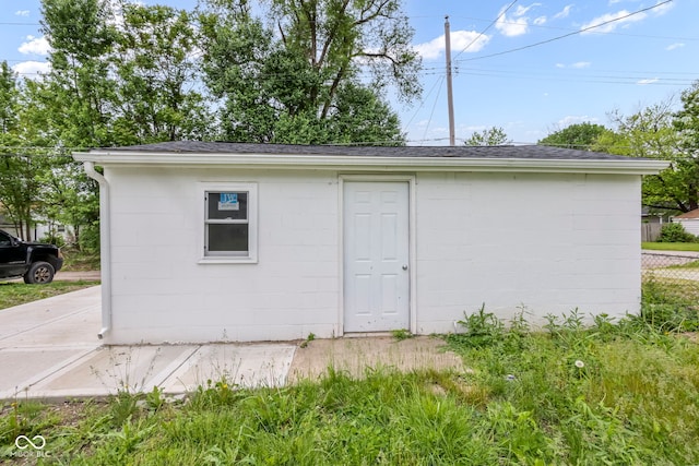 view of outbuilding