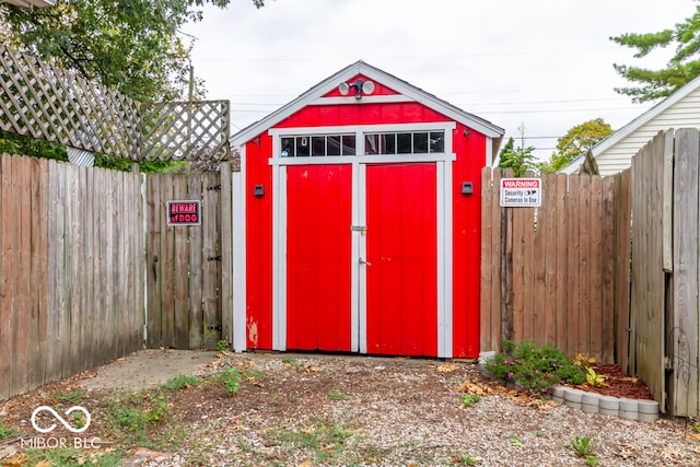 view of outbuilding