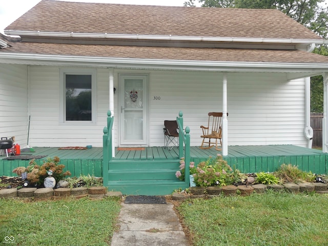 view of front of home featuring a porch