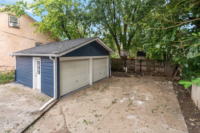 309 N Lasalle St, Indianapolis, IN 46201 - detached garage featuring fence