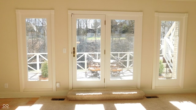 10781 Cedar Ridge Ln, Brownsburg, IN 46278 - entryway featuring visible vents