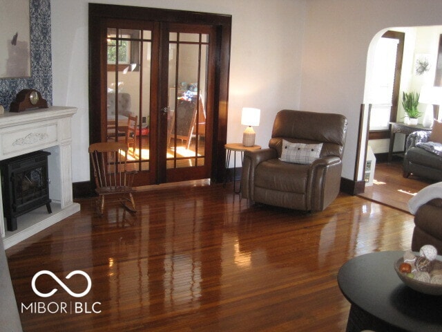 living room featuring wood-type flooring