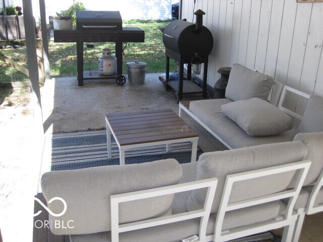 view of patio / terrace with outdoor lounge area