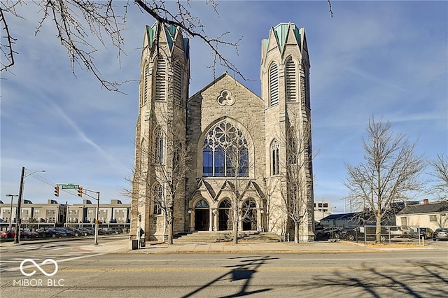 view of building exterior