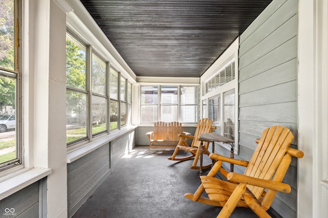 view of sunroom / solarium